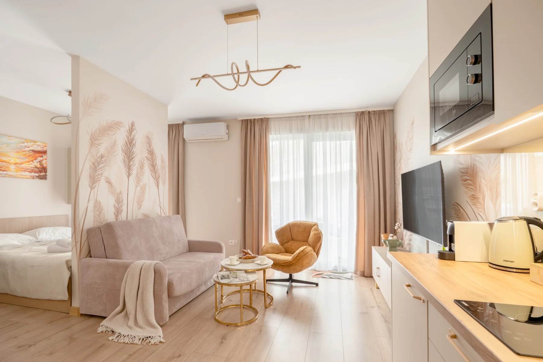 Salon apartamentu Klifowa 22 w Rewalu